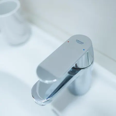 Apartamento Eric - Spacious With Balcony Bucarest