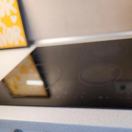 Eric - Spacious With Balcony * Bukarest