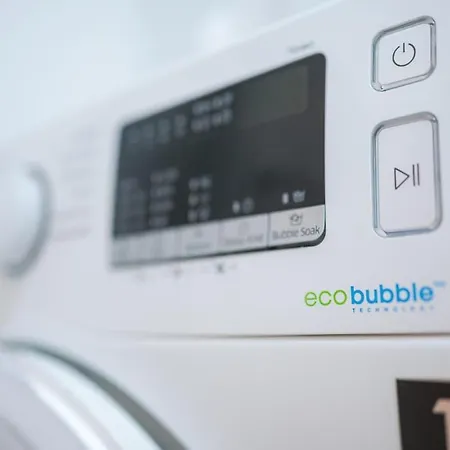 Apartment Eric - Spacious With Balcony *