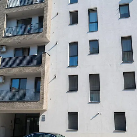 Appartement Eric - Spacious With Balcony