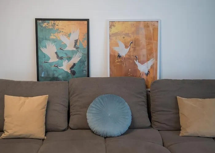 Eric - Spacious With Balcony * Bukarest