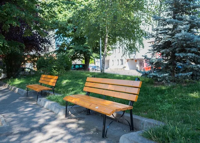 Apartman Eric - Spacious With Balcony