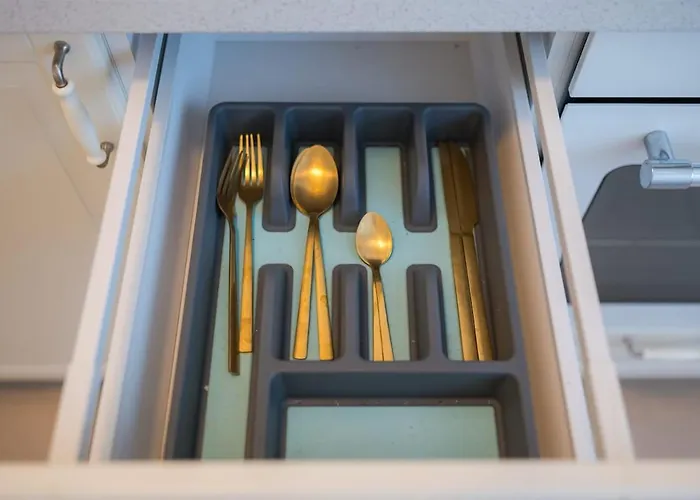 شقة Eric - Spacious With Balcony *